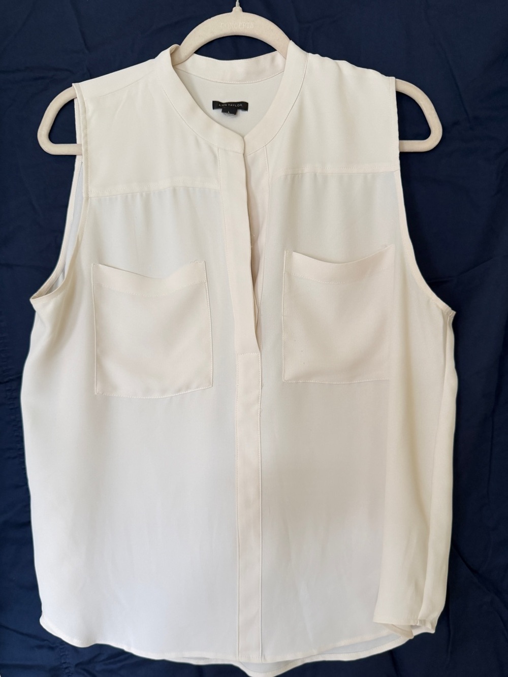 Anne Klein Cream Sleeveless Pocket Top